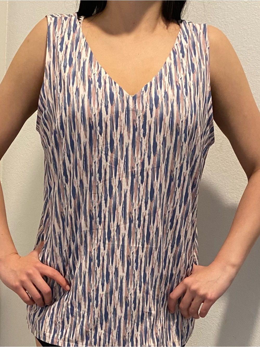 Eddie Bauer Blue and Beige Patterned V-Neck Tank